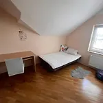 Peaceful 4-room House In - Bike Friendly