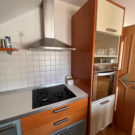 Peaceful 4-room House In - Friendly Apartment *