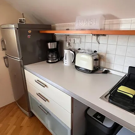 Peaceful 4-room House In Maribor's Garden * Μαριμπόρ